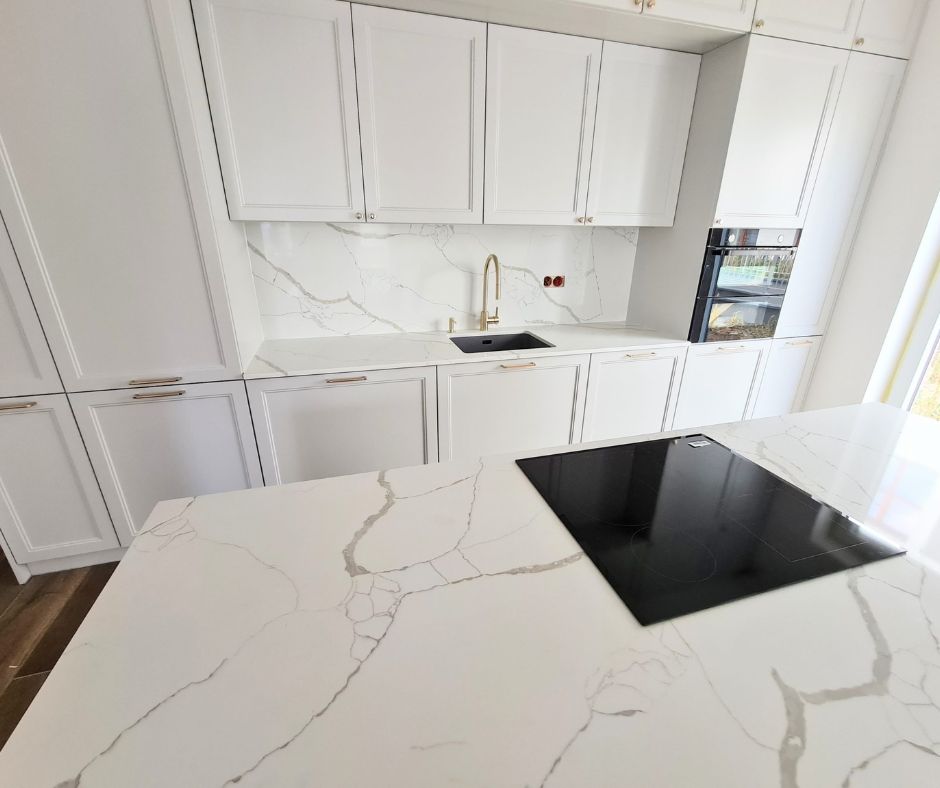 Calacatta Silva Technistone, blat i wyspa kuchenne