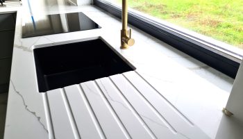 Konglomerat kwarcowy Calacatta Silva, Technistone